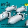 RESKIT RS32-0537 AN-M57 bombs (250 lbs, box-type fin) for all USAF & RAF of WW2 & Korean War (8 pcs) (3D Printed) 1/32